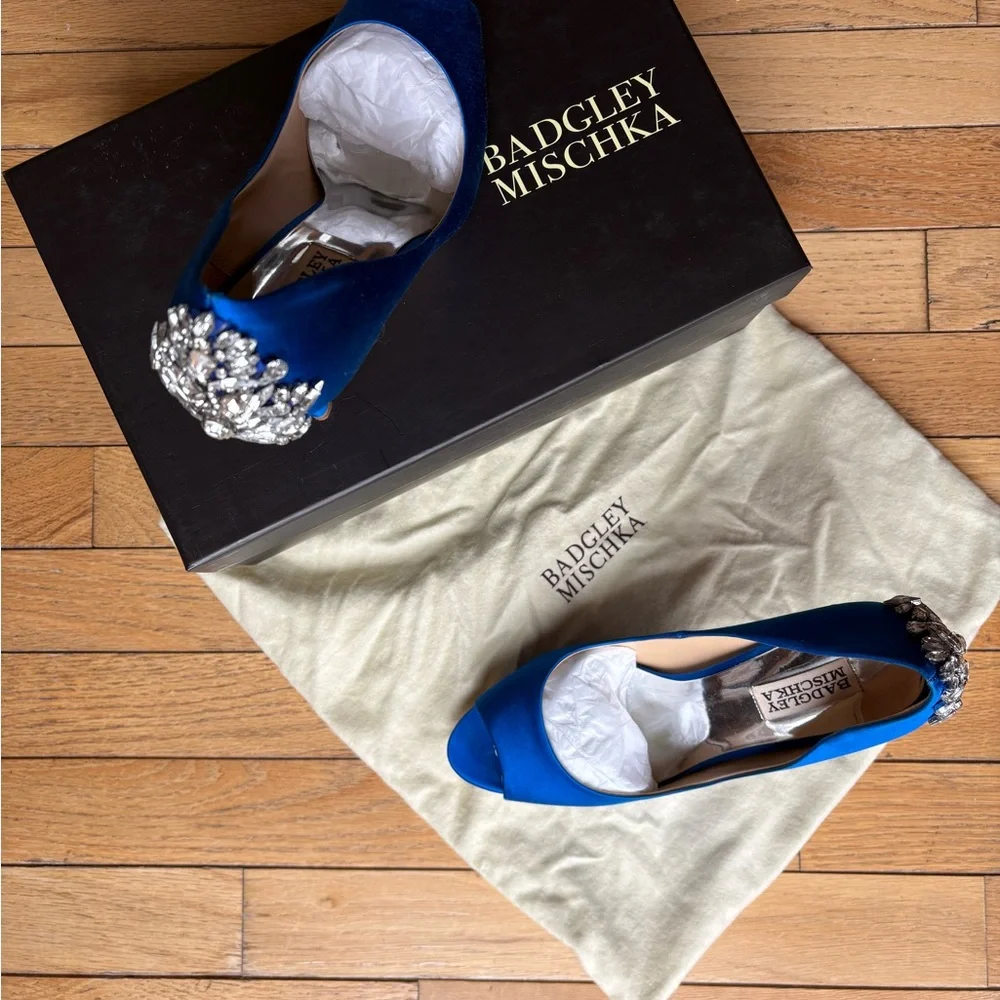 Badgley Mischka Embellished Royal Blue Satin Peep-Toe Pumps - Picture 3 of 4